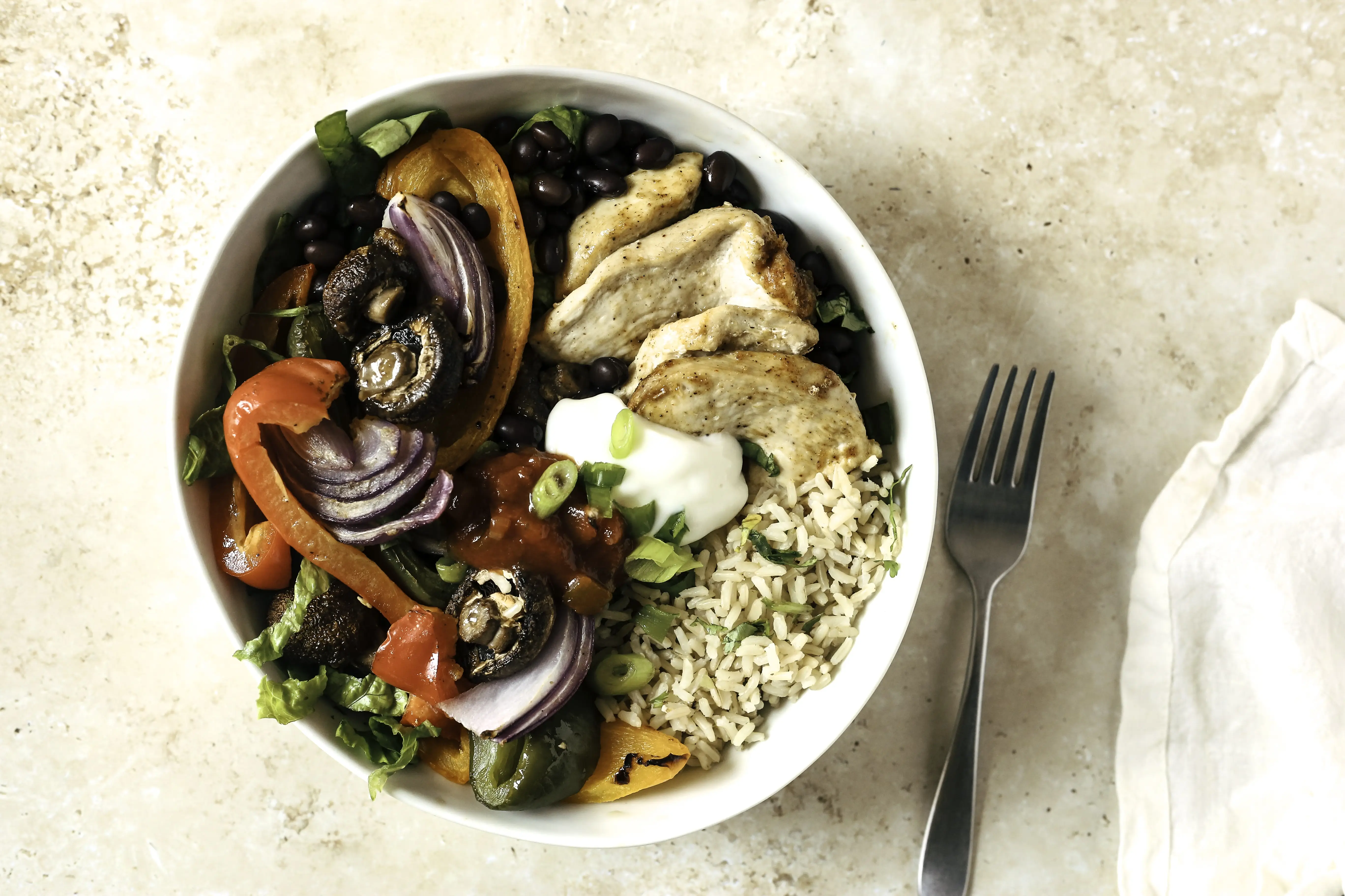 Chicken fajita bowl with cilantro lime rice 