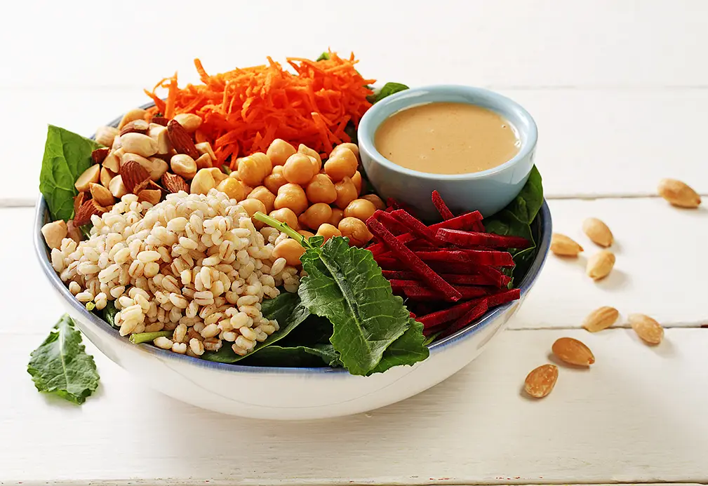 Kale, beet & chickpea power bowls