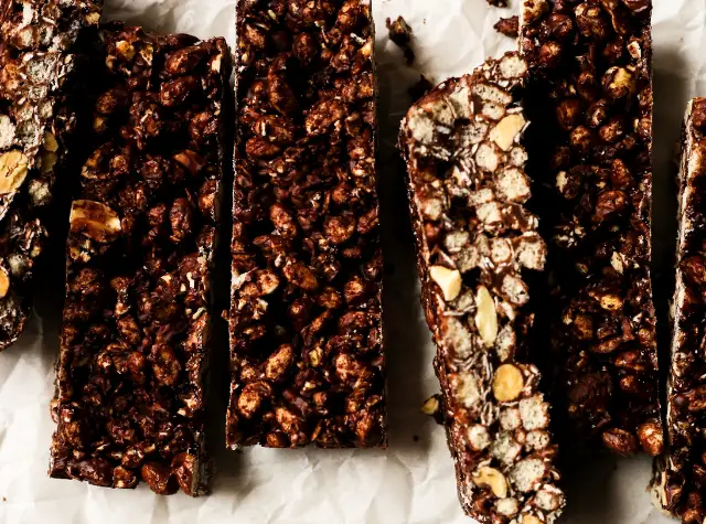 Chocolate nut crunch snack bars