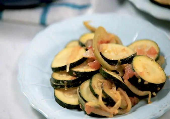 Zucchini curry