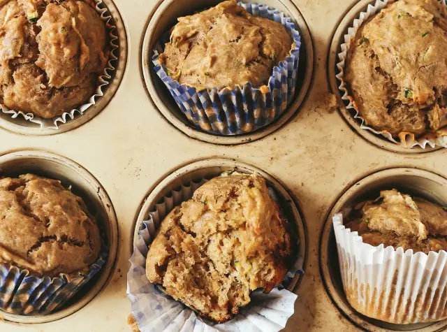 Banana zucchini muffins