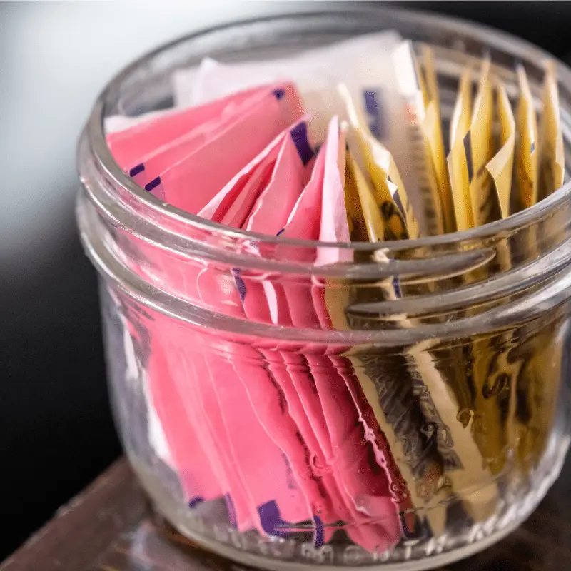 a jar of sugar packets